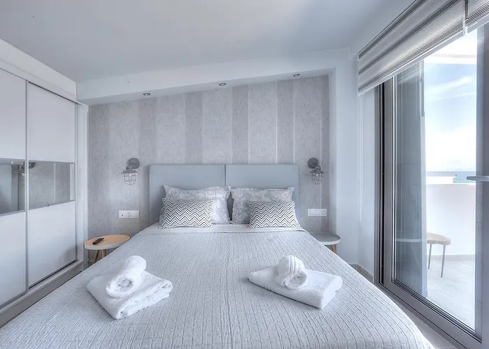 Aelia * Ханиоти